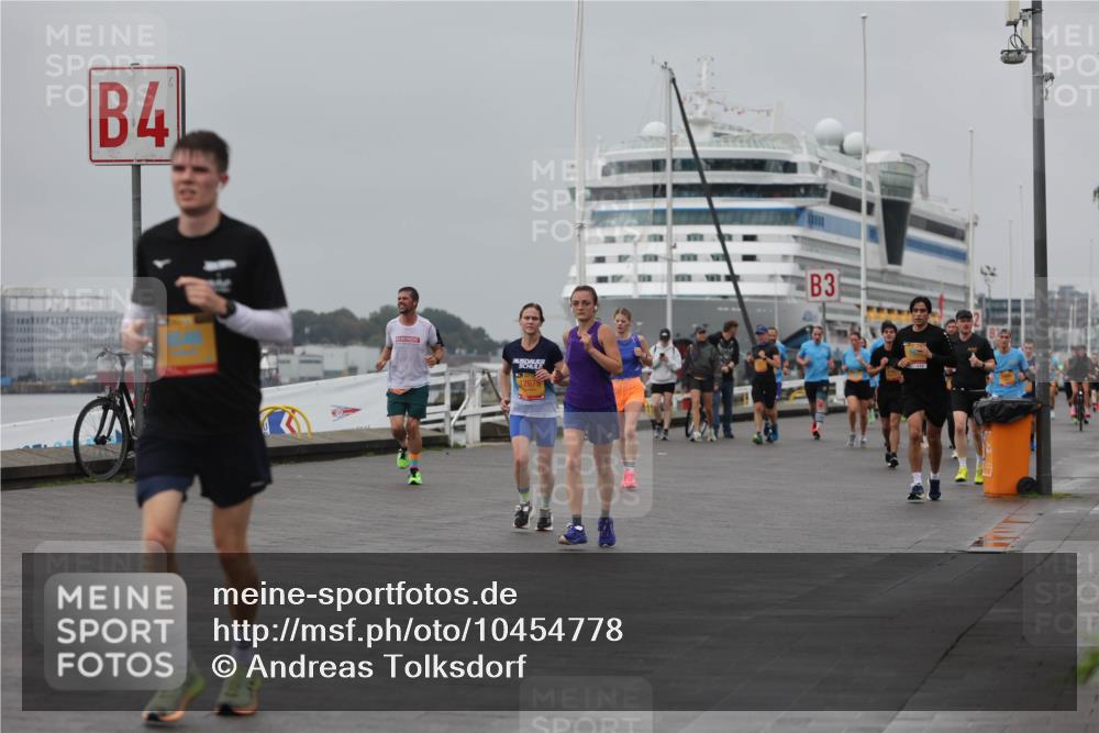 13.09.2026 - Kiel Lauf Andreas Tolksdorf http://msf.ph/oto/10454778 13.09.2026 11:54:49 Kiellinie 4, 12679, 3 meine-sportfotos.de