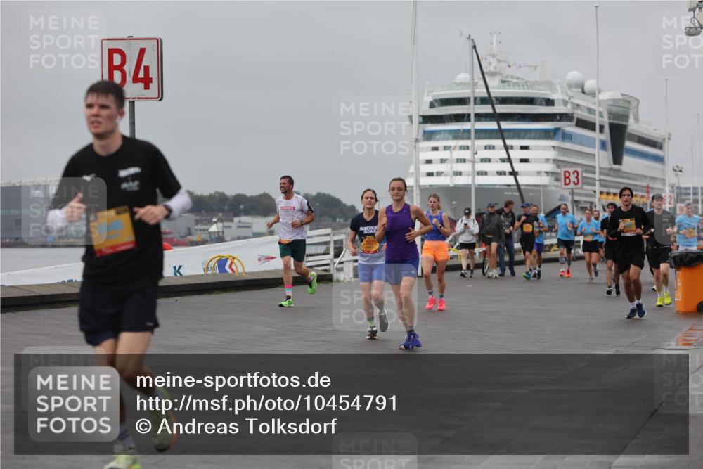 13.09.2026 - Kiel Lauf Andreas Tolksdorf http://msf.ph/oto/10454791 13.09.2026 11:54:49 Kiellinie 4, 2679, 3 meine-sportfotos.de