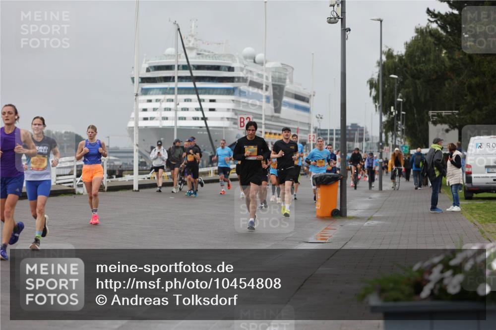 13.09.2026 - Kiel Lauf Andreas Tolksdorf http://msf.ph/oto/10454808 13.09.2026 11:54:51 Kiellinie 12679 meine-sportfotos.de
