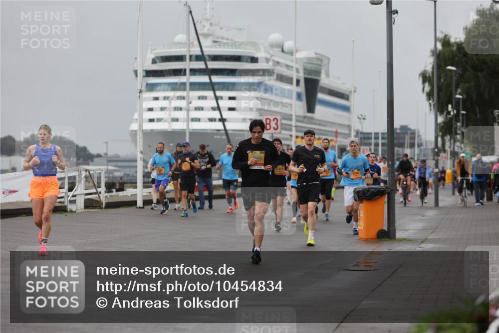 13.09.2026 - Kiel Lauf Andreas Tolksdorf http://msf.ph/oto/10454834 13.09.2026 11:54:52 Kiellinie 3 meine-sportfotos.de