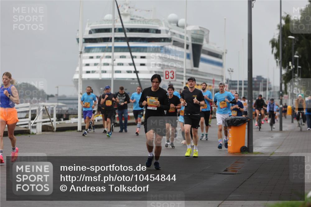 13.09.2026 - Kiel Lauf Andreas Tolksdorf http://msf.ph/oto/10454844 13.09.2026 11:54:52 Kiellinie 3, 7996 meine-sportfotos.de