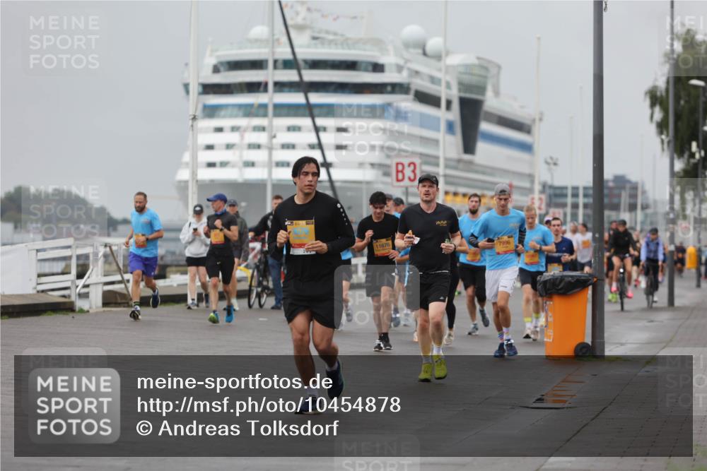 13.09.2026 - Kiel Lauf Andreas Tolksdorf http://msf.ph/oto/10454878 13.09.2026 11:54:53 Kiellinie 11676, 3, 7996 meine-sportfotos.de