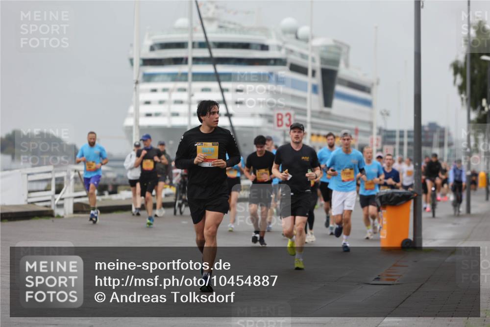 13.09.2026 - Kiel Lauf Andreas Tolksdorf http://msf.ph/oto/10454887 13.09.2026 11:54:53 Kiellinie 3 meine-sportfotos.de