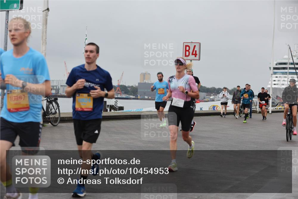 13.09.2026 - Kiel Lauf Andreas Tolksdorf http://msf.ph/oto/10454953 13.09.2026 11:55:06 Kiellinie 10967, 6198, 4 meine-sportfotos.de