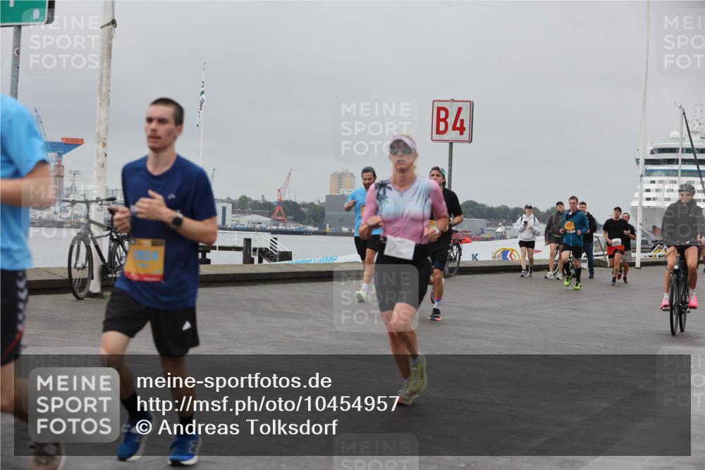 13.09.2026 - Kiel Lauf Andreas Tolksdorf http://msf.ph/oto/10454957 13.09.2026 11:55:06 Kiellinie 4 meine-sportfotos.de