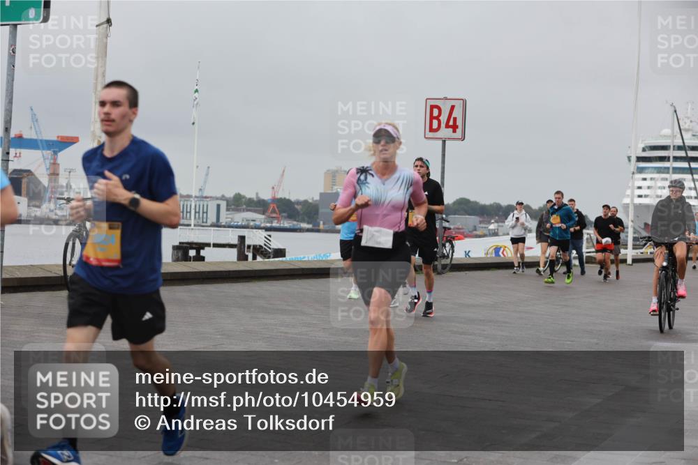 13.09.2026 - Kiel Lauf Andreas Tolksdorf http://msf.ph/oto/10454959 13.09.2026 11:55:06 Kiellinie 4 meine-sportfotos.de