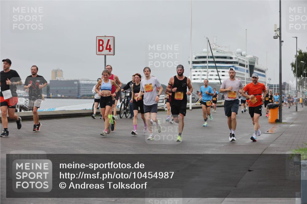 13.09.2026 - Kiel Lauf Andreas Tolksdorf http://msf.ph/oto/10454987 13.09.2026 11:55:13 Kiellinie 4, 8427, 500, 11180 meine-sportfotos.de