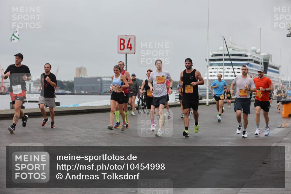 13.09.2026 - Kiel Lauf Andreas Tolksdorf http://msf.ph/oto/10454998 13.09.2026 11:55:13 Kiellinie 4, 8427, 500, 11180, 3, 11179 meine-sportfotos.de