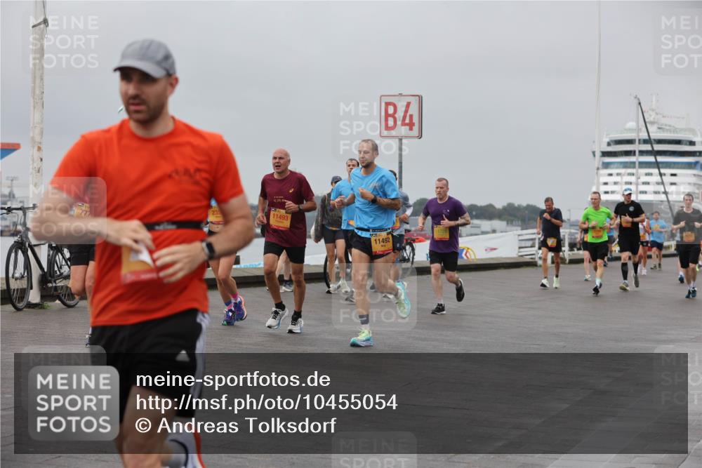 13.09.2026 - Kiel Lauf Andreas Tolksdorf http://msf.ph/oto/10455054 13.09.2026 11:55:17 Kiellinie 777, 235, 11493, 4, 11492 meine-sportfotos.de