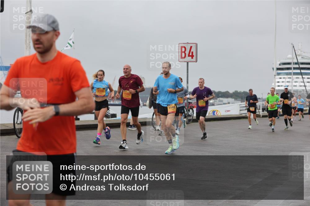 13.09.2026 - Kiel Lauf Andreas Tolksdorf http://msf.ph/oto/10455061 13.09.2026 11:55:17 Kiellinie 2350, 42, 195, 11493, 4, 1811, 11728, 11492 meine-sportfotos.de