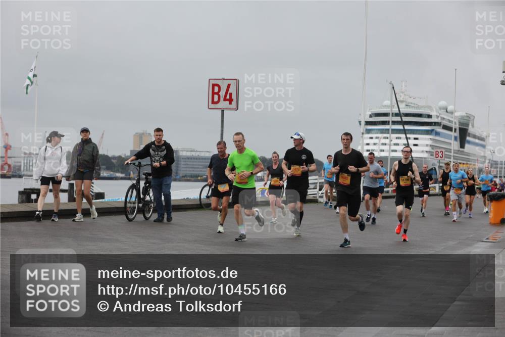 13.09.2026 - Kiel Lauf Andreas Tolksdorf http://msf.ph/oto/10455166 13.09.2026 11:55:21 Kiellinie 4, 9482, 11799, 3 meine-sportfotos.de