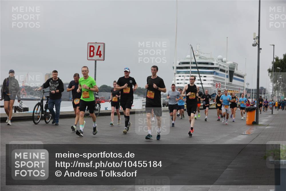 13.09.2026 - Kiel Lauf Andreas Tolksdorf http://msf.ph/oto/10455184 13.09.2026 11:55:21 Kiellinie 3789, 4, 9482, 1799, 3 meine-sportfotos.de