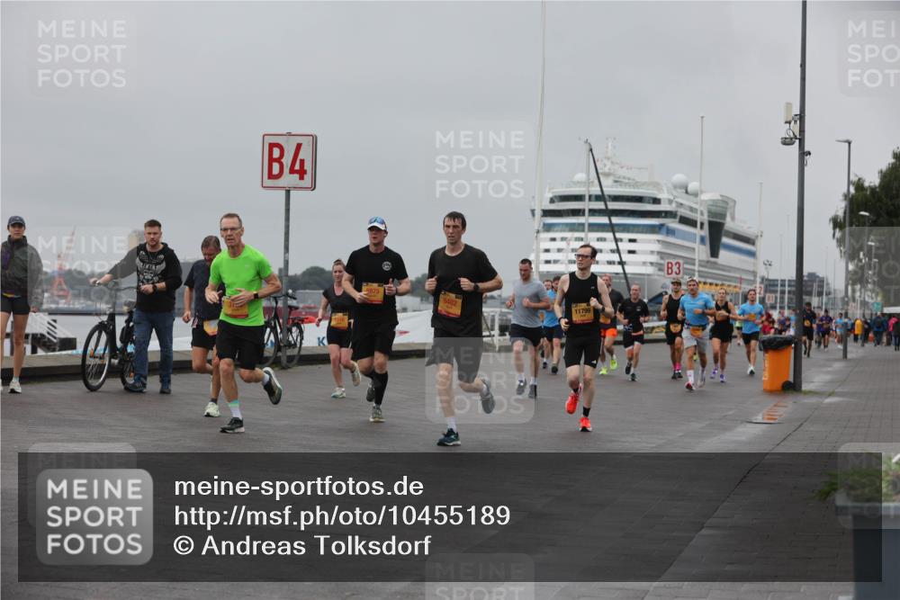13.09.2026 - Kiel Lauf Andreas Tolksdorf http://msf.ph/oto/10455189 13.09.2026 11:55:21 Kiellinie 4, 5875, 9482, 11799, 3 meine-sportfotos.de