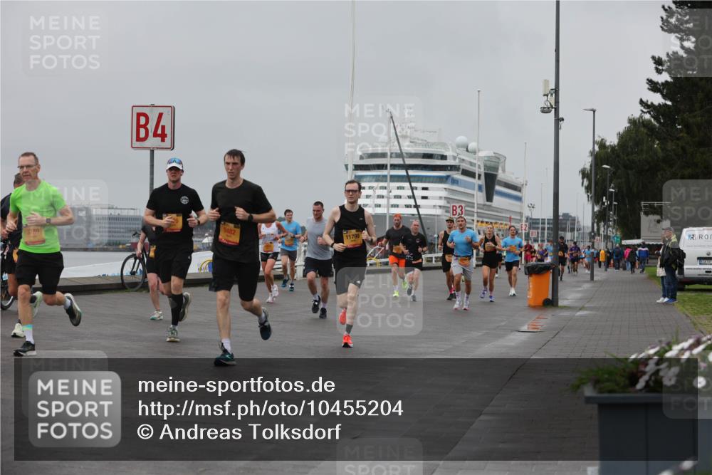 13.09.2026 - Kiel Lauf Andreas Tolksdorf http://msf.ph/oto/10455204 13.09.2026 11:55:22 Kiellinie 3789, 4, 9482, 11799, 3 meine-sportfotos.de