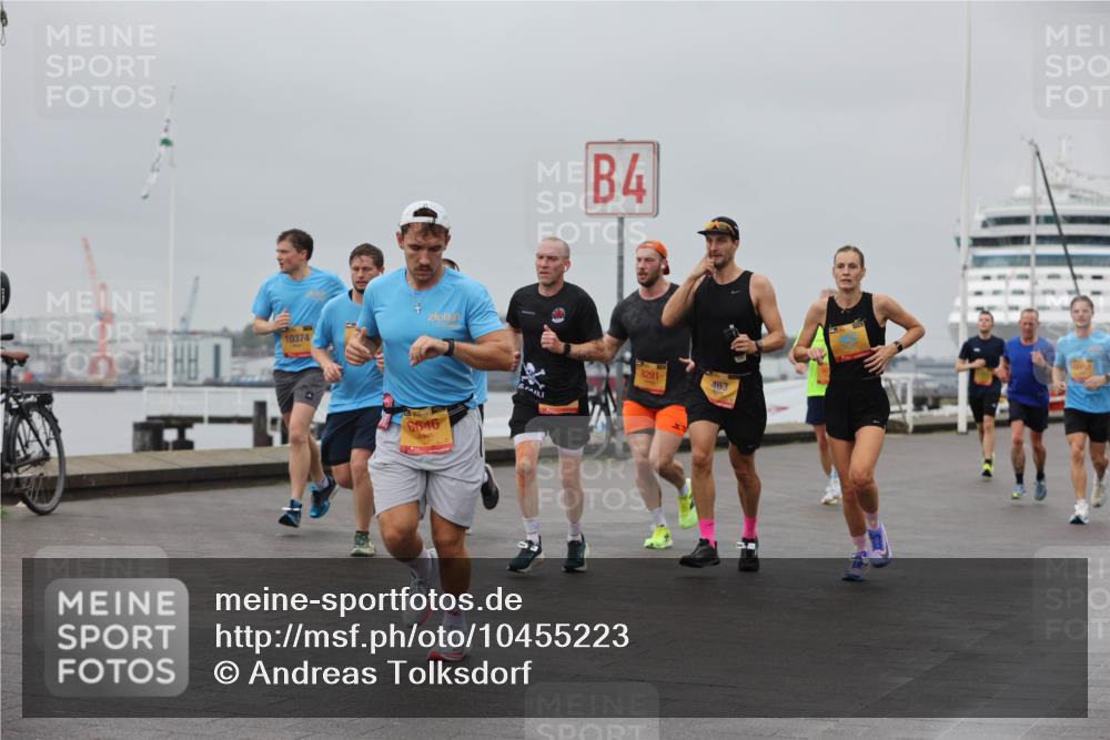 13.09.2026 - Kiel Lauf Andreas Tolksdorf http://msf.ph/oto/10455223 13.09.2026 11:55:29 Kiellinie 10374, 6546, 4, 8291, 463, 11197 meine-sportfotos.de