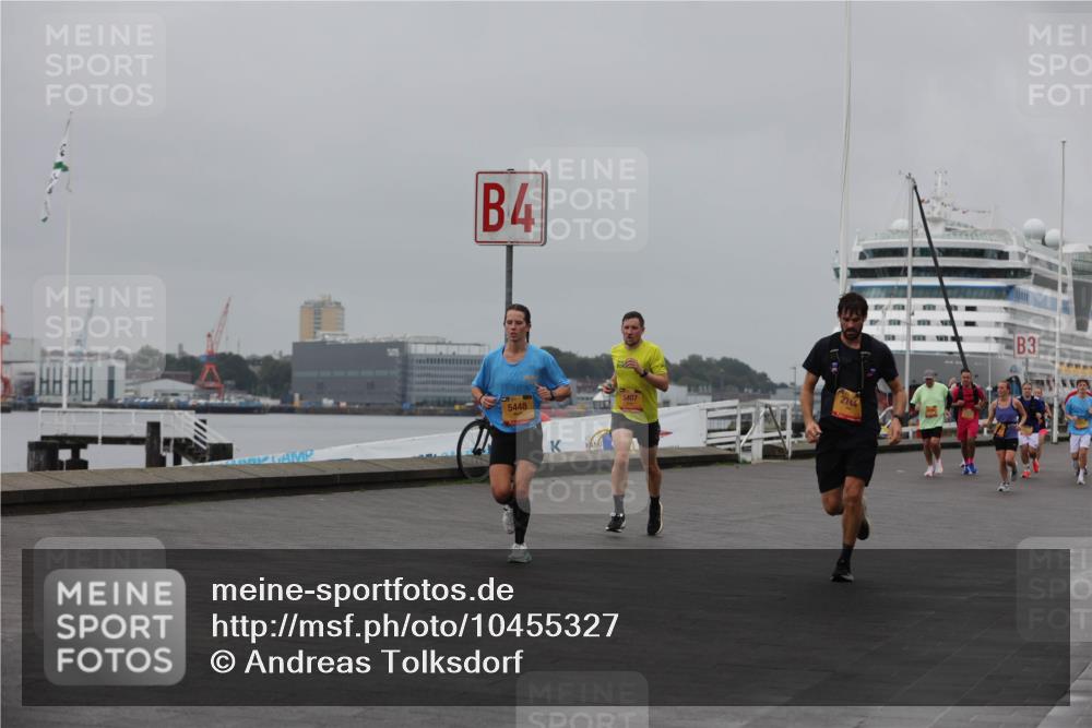 13.09.2026 - Kiel Lauf Andreas Tolksdorf http://msf.ph/oto/10455327 13.09.2026 11:55:37 Kiellinie 4 meine-sportfotos.de