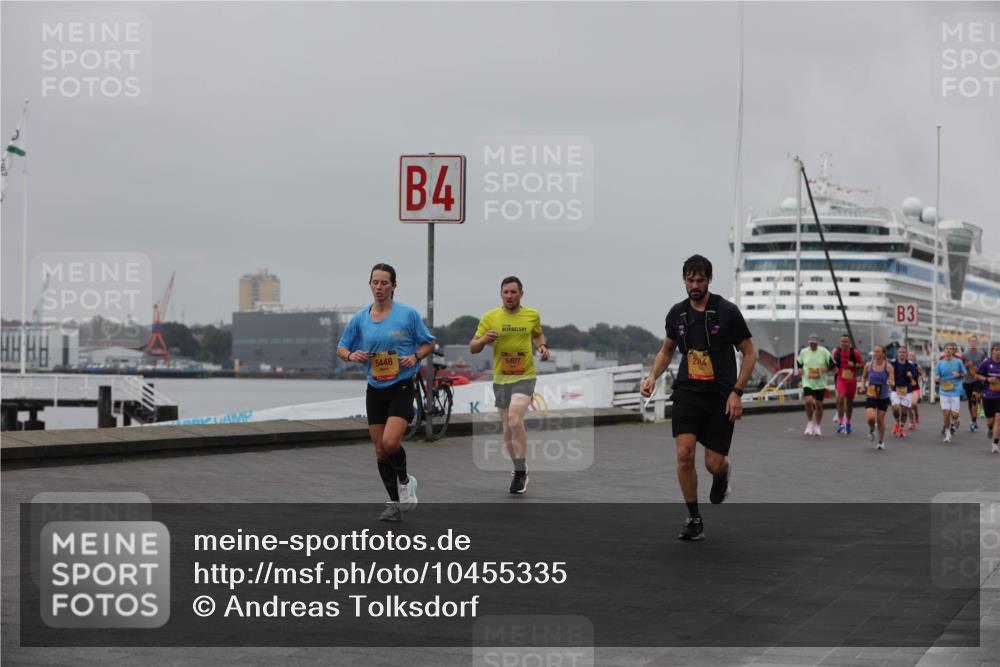 13.09.2026 - Kiel Lauf Andreas Tolksdorf http://msf.ph/oto/10455335 13.09.2026 11:55:37 Kiellinie 4, 24, 5448, 5407, 3 meine-sportfotos.de