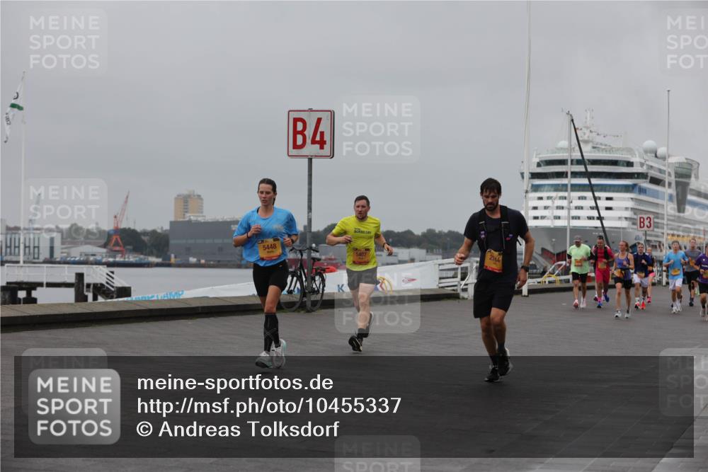 13.09.2026 - Kiel Lauf Andreas Tolksdorf http://msf.ph/oto/10455337 13.09.2026 11:55:38 Kiellinie 182, 5448, 4, 2144, 5407, 3 meine-sportfotos.de