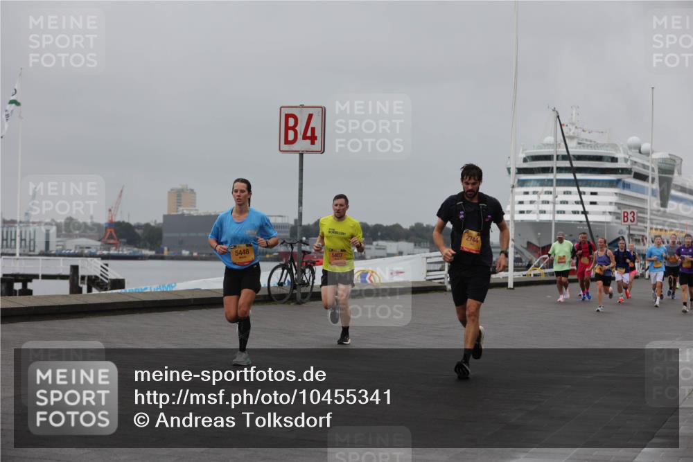 13.09.2026 - Kiel Lauf Andreas Tolksdorf http://msf.ph/oto/10455341 13.09.2026 11:55:38 Kiellinie 4, 2744, 5448, 5407, 3 meine-sportfotos.de