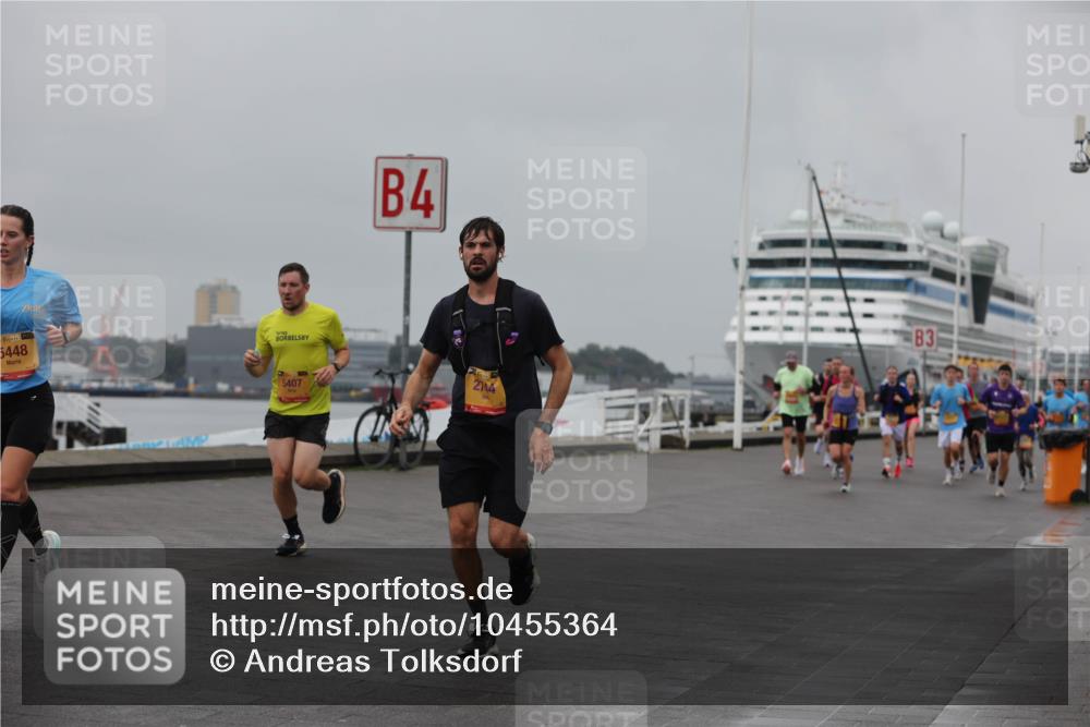 13.09.2026 - Kiel Lauf Andreas Tolksdorf http://msf.ph/oto/10455364 13.09.2026 11:55:39 Kiellinie 39, 5448, 4, 5407, 2744, 3 meine-sportfotos.de