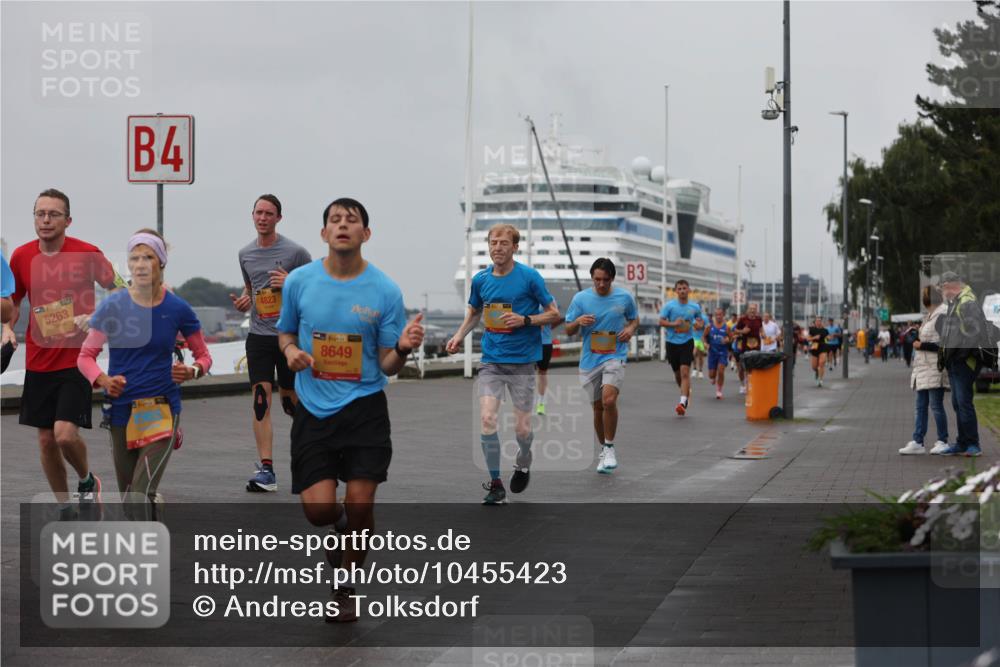13.09.2026 - Kiel Lauf Andreas Tolksdorf http://msf.ph/oto/10455423 13.09.2026 11:55:50 Kiellinie 5263, 4, 39, 4823, 139, 8649, 3 meine-sportfotos.de