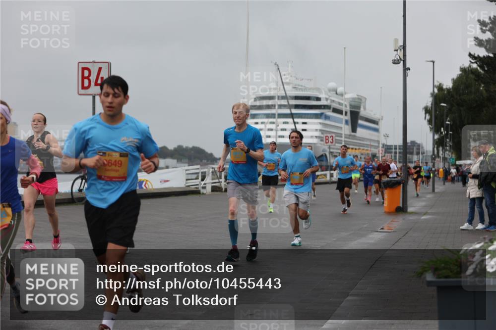 13.09.2026 - Kiel Lauf Andreas Tolksdorf http://msf.ph/oto/10455443 13.09.2026 11:55:50 Kiellinie 4, 649, 3 meine-sportfotos.de