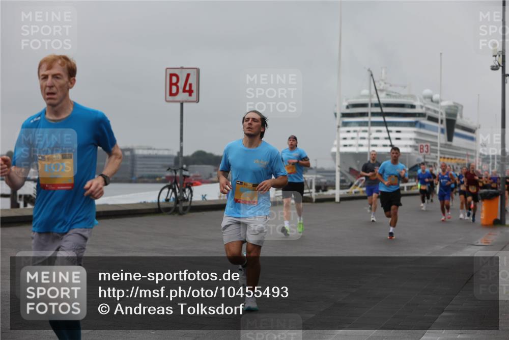 13.09.2026 - Kiel Lauf Andreas Tolksdorf http://msf.ph/oto/10455493 13.09.2026 11:55:53 Kiellinie 4, 39, 3 meine-sportfotos.de