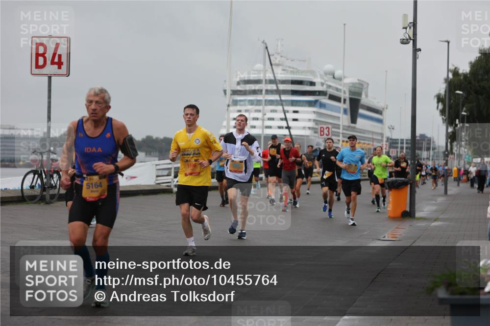 13.09.2026 - Kiel Lauf Andreas Tolksdorf http://msf.ph/oto/10455764 13.09.2026 11:56:11 Kiellinie 4, 5164, 1596, 3 meine-sportfotos.de