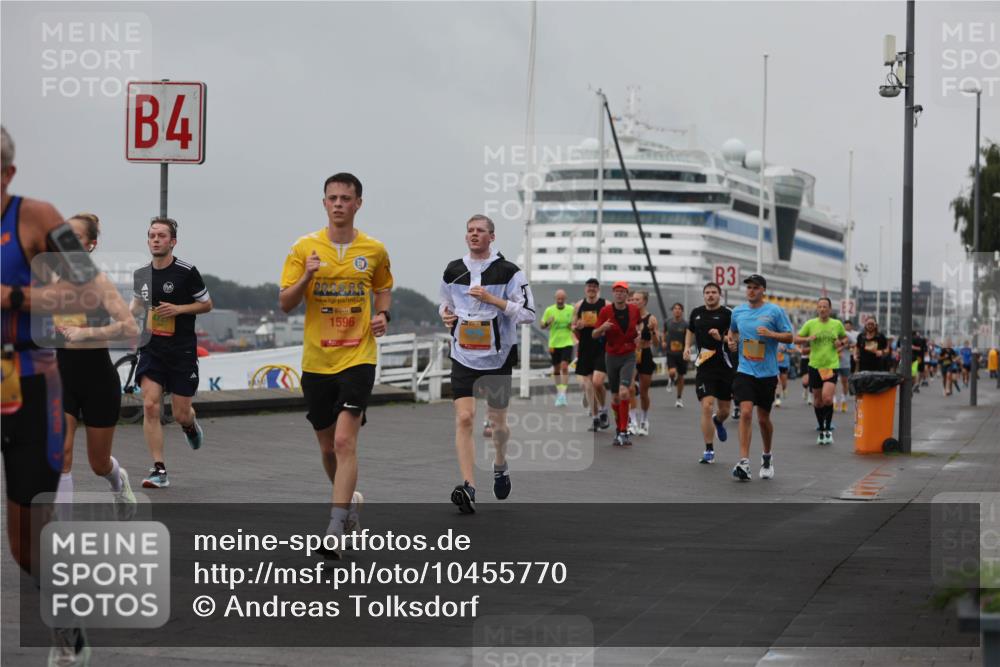 13.09.2026 - Kiel Lauf Andreas Tolksdorf http://msf.ph/oto/10455770 13.09.2026 11:56:12 Kiellinie 4, 1, 39, 1596, 3 meine-sportfotos.de