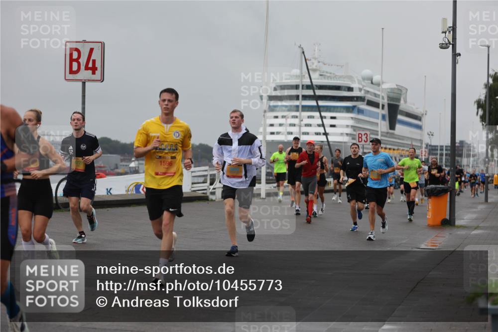 13.09.2026 - Kiel Lauf Andreas Tolksdorf http://msf.ph/oto/10455773 13.09.2026 11:56:12 Kiellinie 4, 4727, 1596, 31 meine-sportfotos.de