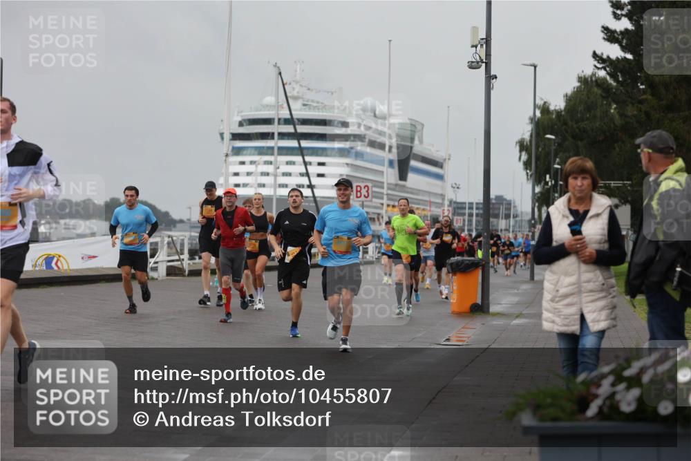 13.09.2026 - Kiel Lauf Andreas Tolksdorf http://msf.ph/oto/10455807 13.09.2026 11:56:14 Kiellinie 3 meine-sportfotos.de