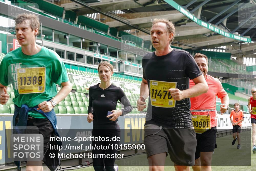 13.09.2026 - 21. swb-Marathon Bremen Michael Burmester http://msf.ph/oto/10455900 13.09.2026 10:32:57 Laufen im Stadion 10018, 10067, 10078, 10166, 10184, 10203, 10211, 10226, 10236, 10243, 10246, 10249, 10255, 10256, 10297, 10300, 10322, 10365, 10372, 10374, 10379, 10383, 10394, 10408, 10410, 10423, 10428, 10443, 10486, 10494, 10503, 10517, 10518, 10529, 10530, 10540, 10543, 10550, 10555, 10565, 10578, 10608, 10610, 10631, 10646, 10670, 10673, 10675, 10687, 10690, 10703, 10704, 10707, 10721, 10725, 10728, 10745, 10749, 10750, 10771, 10788, 10794, 10809 meine-sportfotos.de