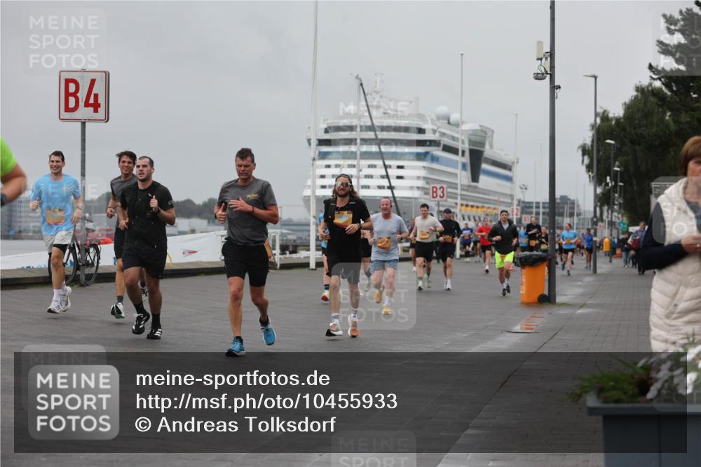 13.09.2026 - Kiel Lauf Andreas Tolksdorf http://msf.ph/oto/10455933 13.09.2026 11:56:22 Kiellinie 4, 3 meine-sportfotos.de