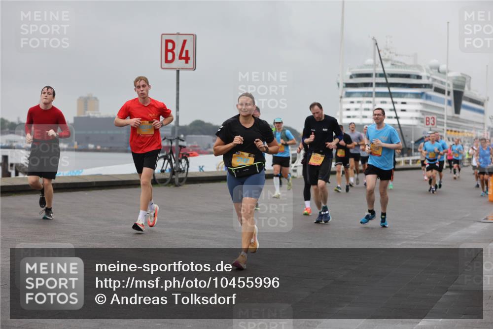 13.09.2026 - Kiel Lauf Andreas Tolksdorf http://msf.ph/oto/10455996 13.09.2026 11:56:37 Kiellinie 1, 4, 6324, 1038, 3 meine-sportfotos.de