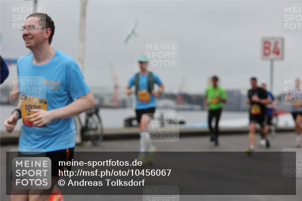 13.09.2026 - Kiel Lauf Andreas Tolksdorf http://msf.ph/oto/10456067 13.09.2026 11:56:42 Kiellinie 1020, 84 meine-sportfotos.de