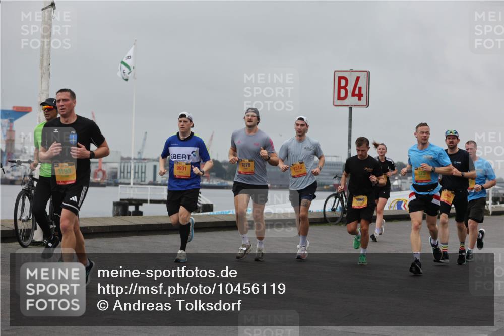 13.09.2026 - Kiel Lauf Andreas Tolksdorf http://msf.ph/oto/10456119 13.09.2026 11:56:45 Kiellinie 1, 3, 3193, 9931, 7878, 1315, 4, 3880 meine-sportfotos.de