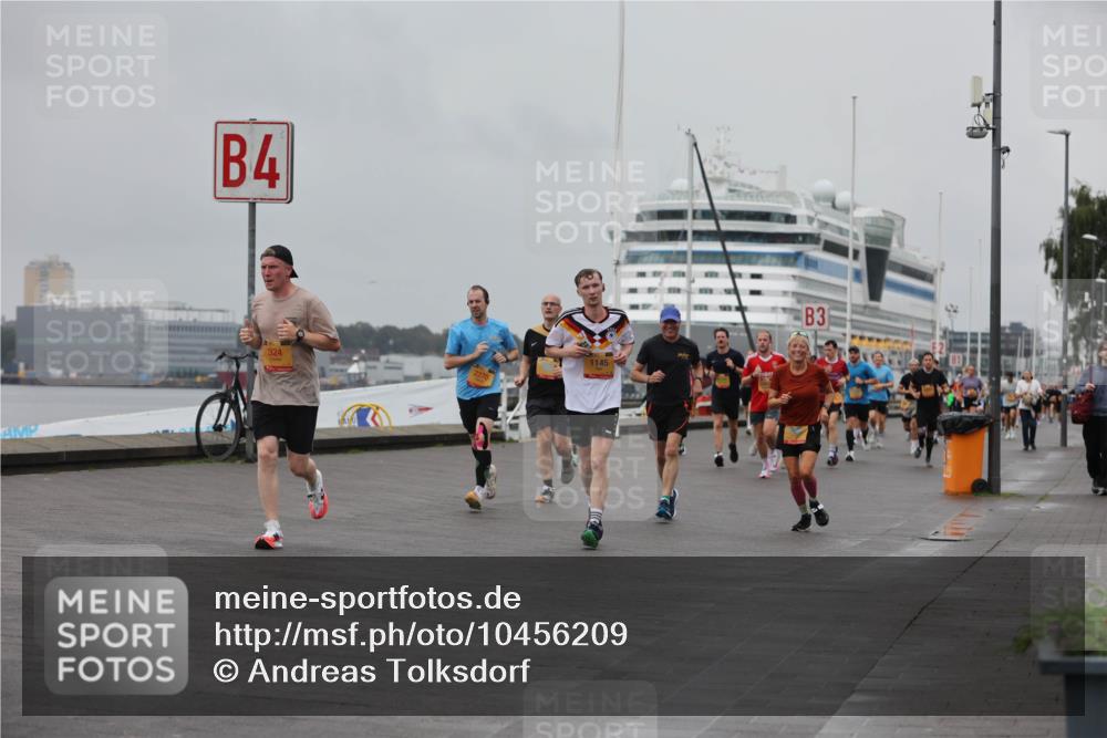 13.09.2026 - Kiel Lauf Andreas Tolksdorf http://msf.ph/oto/10456209 13.09.2026 11:56:50 Kiellinie 4, 324, 1145, 3 meine-sportfotos.de