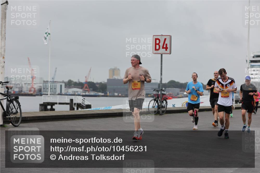 13.09.2026 - Kiel Lauf Andreas Tolksdorf http://msf.ph/oto/10456231 13.09.2026 11:56:51 Kiellinie 4, 324, 2270, 1145 meine-sportfotos.de
