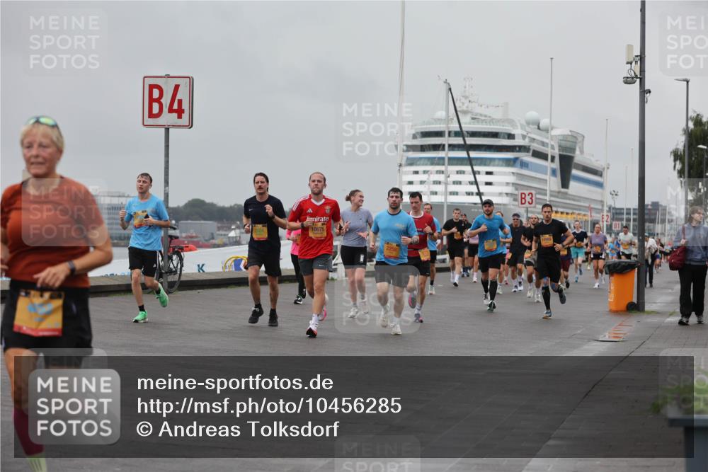 13.09.2026 - Kiel Lauf Andreas Tolksdorf http://msf.ph/oto/10456285 13.09.2026 11:56:56 Kiellinie 4, 10675, 2258, 3 meine-sportfotos.de