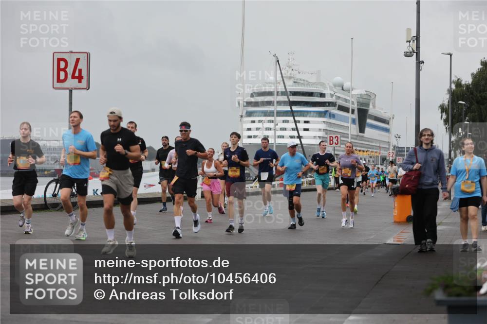 13.09.2026 - Kiel Lauf Andreas Tolksdorf http://msf.ph/oto/10456406 13.09.2026 11:57:03 Kiellinie 4, 6502, 3 meine-sportfotos.de