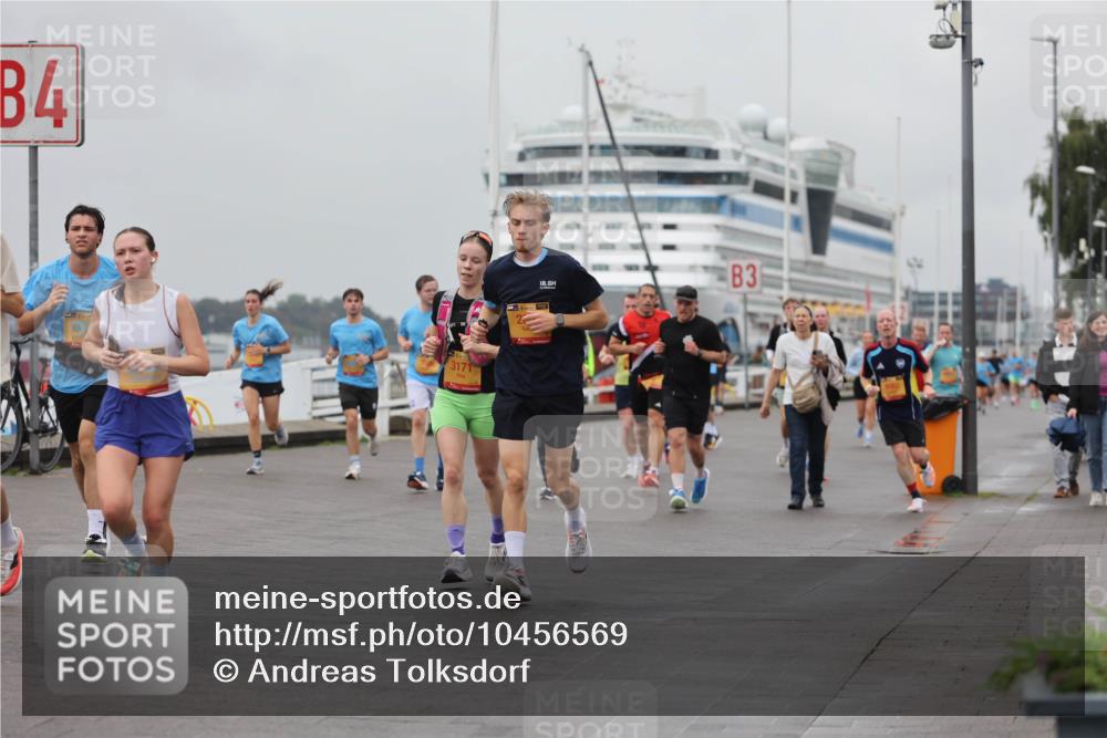 13.09.2026 - Kiel Lauf Andreas Tolksdorf http://msf.ph/oto/10456569 13.09.2026 11:57:24 Kiellinie 4, 3171, 3 meine-sportfotos.de