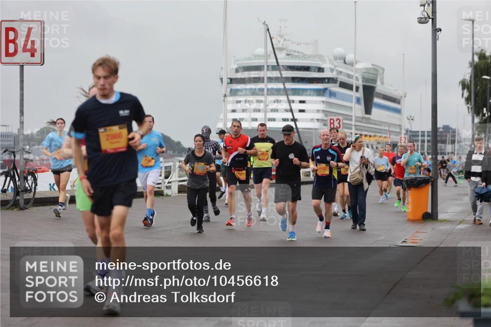 13.09.2026 - Kiel Lauf Andreas Tolksdorf http://msf.ph/oto/10456618 13.09.2026 11:57:26 Kiellinie 4, 2866, 57, 10829, 9962, 3 meine-sportfotos.de