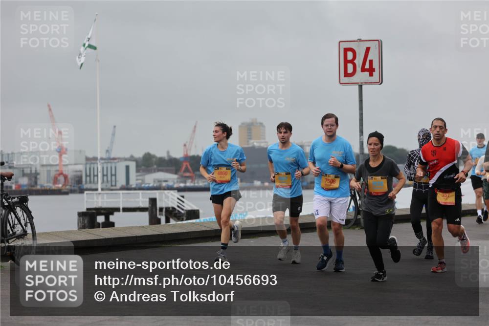 13.09.2026 - Kiel Lauf Andreas Tolksdorf http://msf.ph/oto/10456693 13.09.2026 11:57:29 Kiellinie 16, 4860, 62, 4, 7508, 357 meine-sportfotos.de