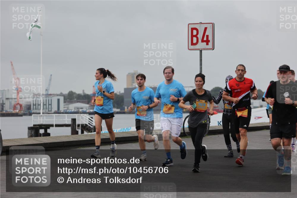 13.09.2026 - Kiel Lauf Andreas Tolksdorf http://msf.ph/oto/10456706 13.09.2026 11:57:29 Kiellinie 4860, 12, 7508, 4 meine-sportfotos.de