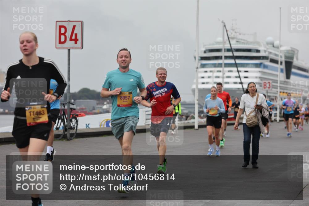13.09.2026 - Kiel Lauf Andreas Tolksdorf http://msf.ph/oto/10456814 13.09.2026 11:57:34 Kiellinie 11483, 4, 38, 8957, 2025, 3 meine-sportfotos.de