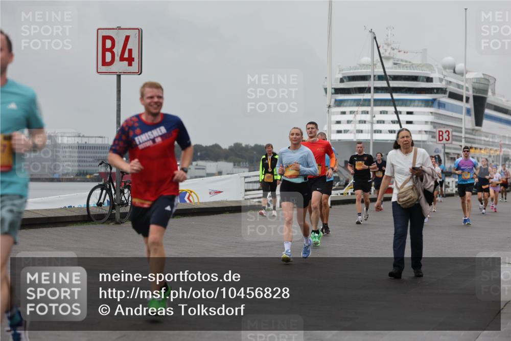 13.09.2026 - Kiel Lauf Andreas Tolksdorf http://msf.ph/oto/10456828 13.09.2026 11:57:36 Kiellinie 4, 3 meine-sportfotos.de