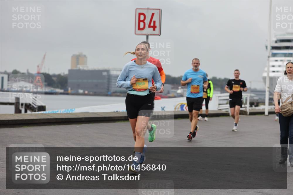 13.09.2026 - Kiel Lauf Andreas Tolksdorf http://msf.ph/oto/10456840 13.09.2026 11:57:39 Kiellinie 4, 38, 7965 meine-sportfotos.de