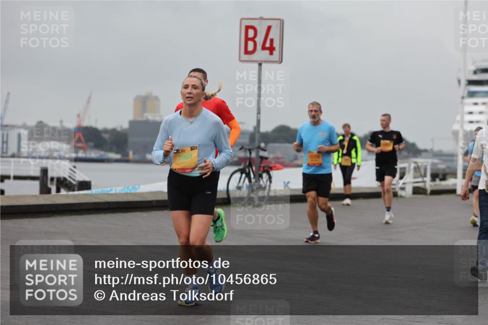13.09.2026 - Kiel Lauf Andreas Tolksdorf http://msf.ph/oto/10456865 13.09.2026 11:57:39 Kiellinie 1, 39, 7965, 4 meine-sportfotos.de