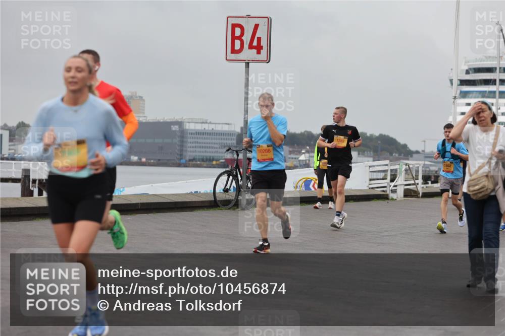 13.09.2026 - Kiel Lauf Andreas Tolksdorf http://msf.ph/oto/10456874 13.09.2026 11:57:40 Kiellinie 4, 10266, 1282, 5102 meine-sportfotos.de