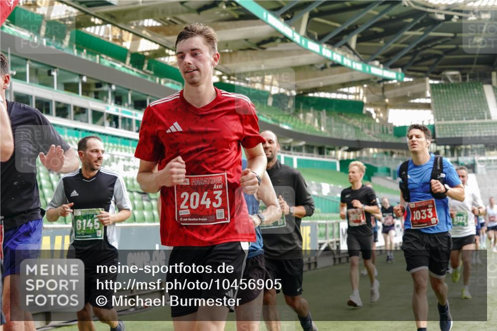 13.09.2026 - 21. swb-Marathon Bremen Michael Burmester http://msf.ph/oto/10456905 13.09.2026 12:53:41 Laufen im Stadion 102, 107, 145, 161, 189, 313, 376, 385, 461, 472, 481, 541, 560, 615, 616, 666, 675, 683, 696, 740, 755, 792, 816, 827, 982, 985, 987, 1033, 1056, 1076, 1207, 1252, 1297, 1419, 1433, 1445, 1468, 1528, 1542, 1551, 1631, 1646, 1658, 1664, 1704, 1707, 1814, 2007, 2043, 2055, 2203, 2280, 2350, 2362, 2401, 2422, 2454, 2480, 2498, 2499, 2623, 2701, 2767, 2820, 2824, 2858, 2882, 2913, 2962, 2971, 2997, 3054, 3085, 3149, 3236, 3336, 3357, 3362, 3413, 3448, 4283, 4605 meine-sportfotos.de